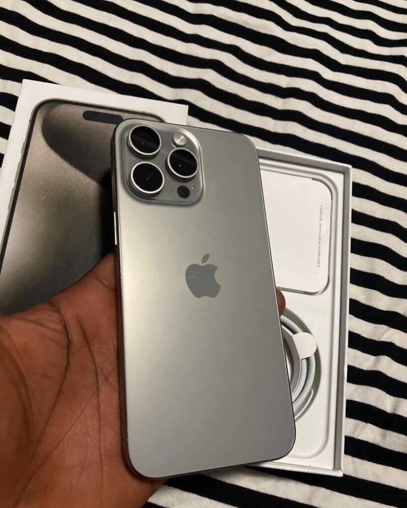 iPhone 15 pro max 512Gig