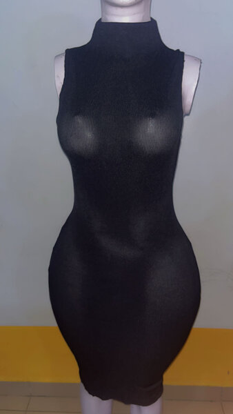 Robe moulante élégante femme