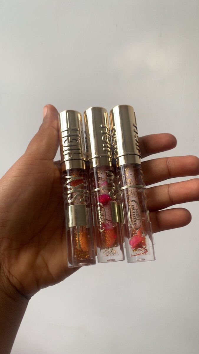 Lip oils