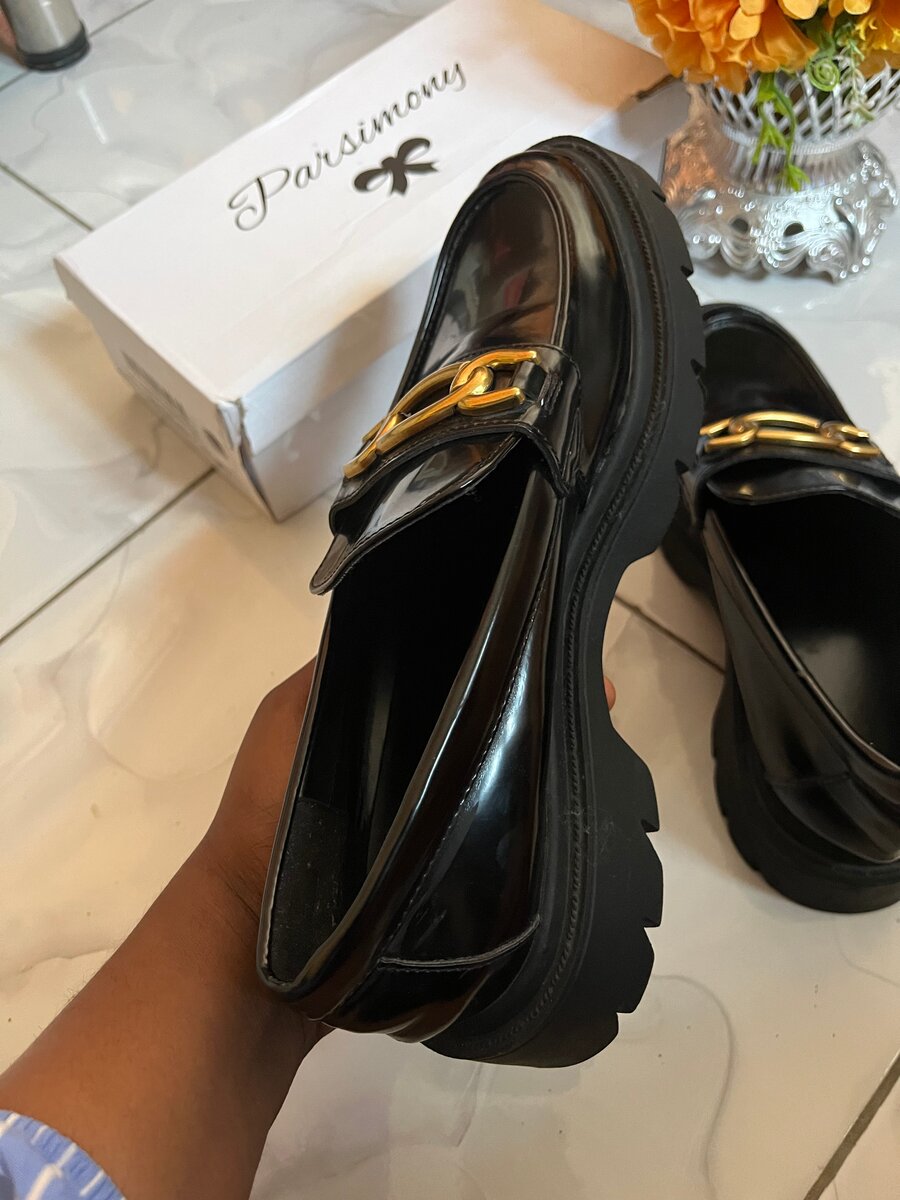 Mocassins en cuir noir