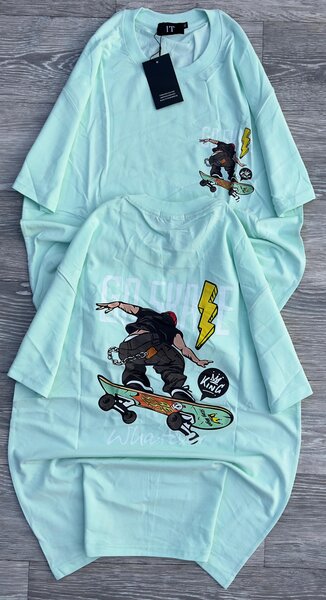 T-shirt style oversize