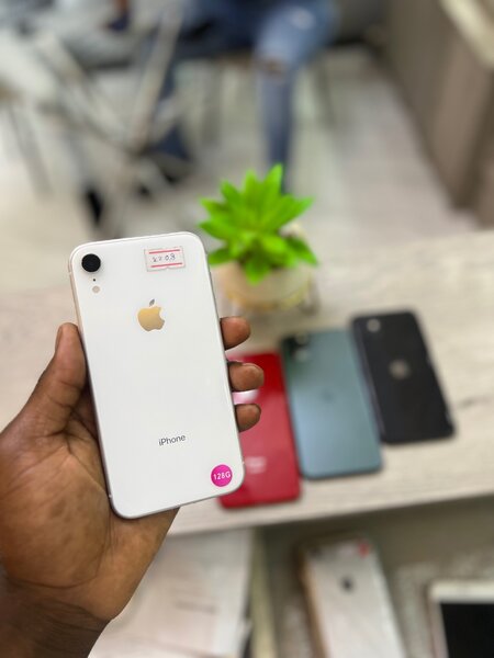 iPhone XR 128gb