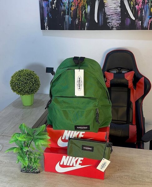 Sac à dos vert Eastpak