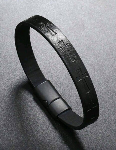 Bracelet cuir croix élégante