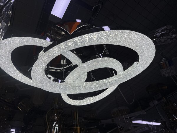 Светодиодная люстра