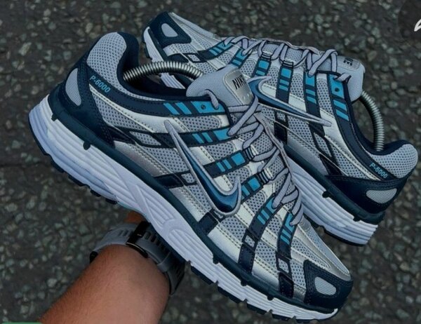 Baskets sport élégantes