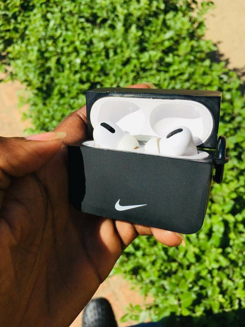Protective airpods cases
