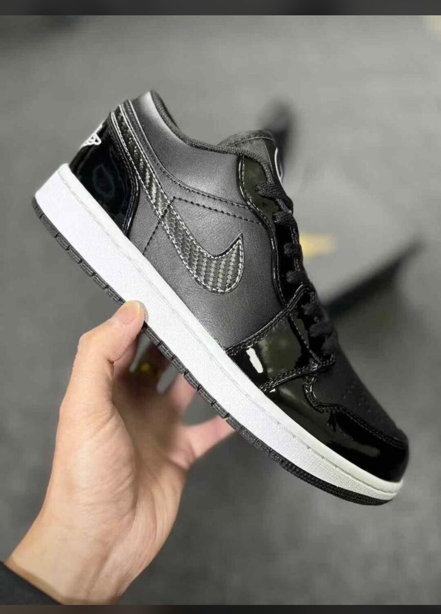 Baskets Nike Air Jordan Noir