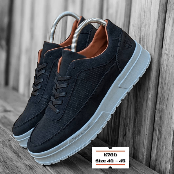 TIMBERLAND LOW-CUT SNEAKERS