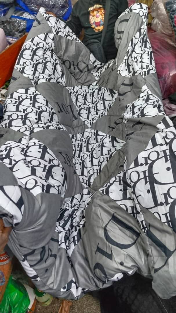 Duvet blankets