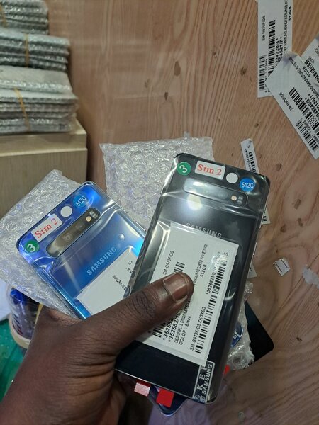 Samsung s10 simple capacité 512gigas