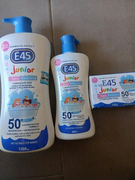 E45 junior lati,Gel et Savon