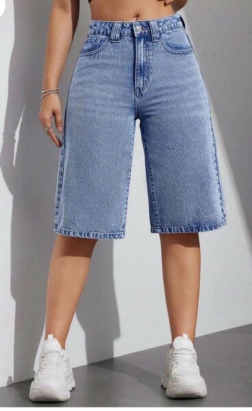 Bermuda en denim tendance