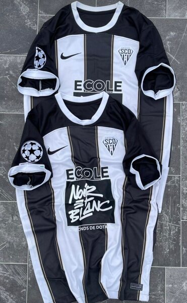 Maillot de football personnalisé