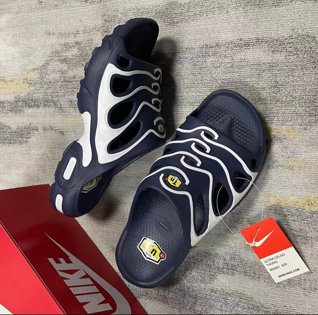 Nike Airmax TN Slides