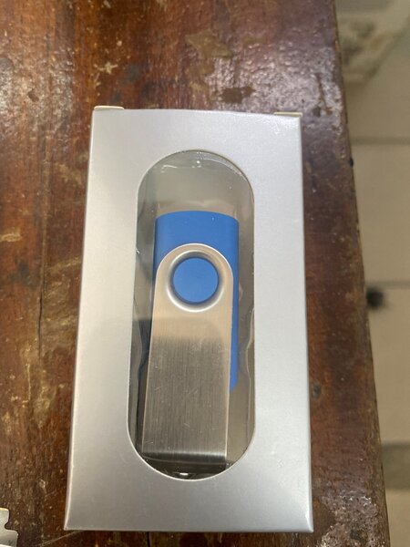 Clé USB 16  Gigas Bleu Métal