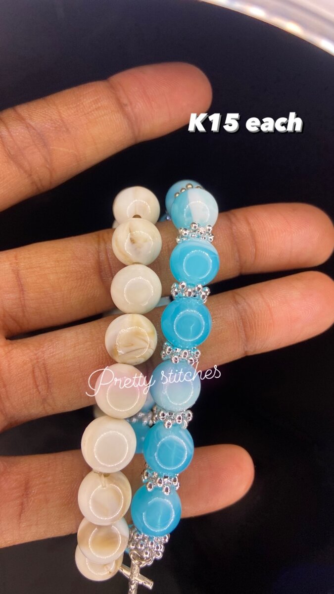 𝒫𝓇𝑒𝓉𝓉𝓎 𝓈𝓉𝒾𝓉𝒸𝒽𝑒𝓈️