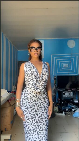 Robe Maximaliste Élégante