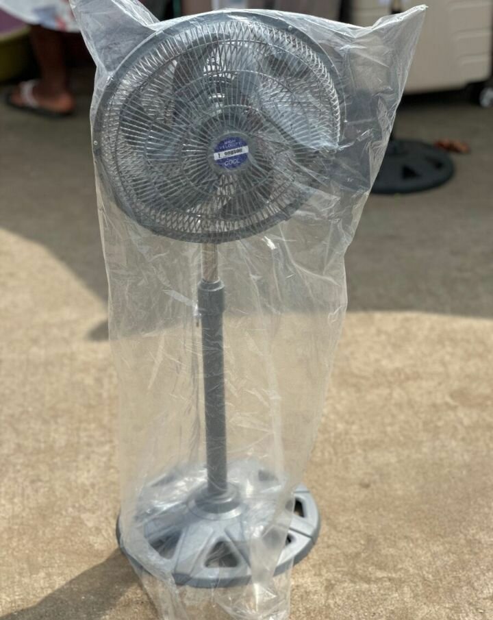 Ventilateur sur pied