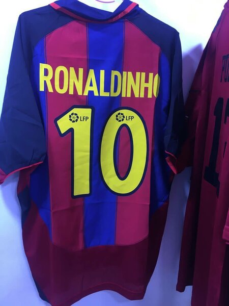 Maillots de football légendaires