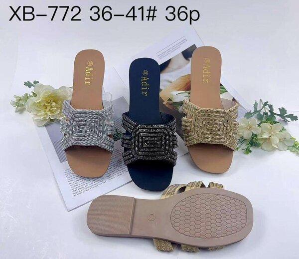 Sandales à strass élégantes