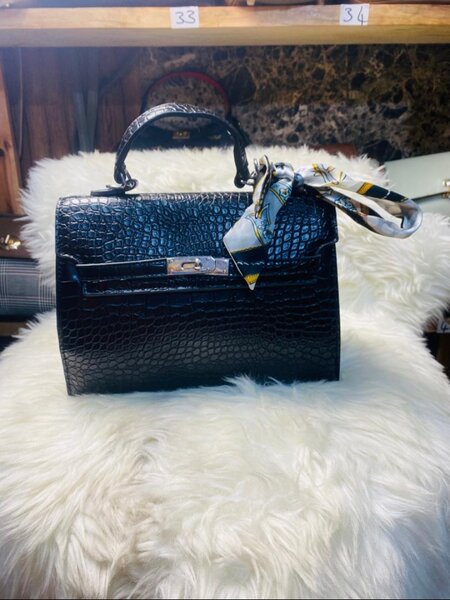 Élégant sac à main en cuir