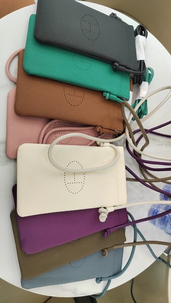 Сумка для сотовых телефонов