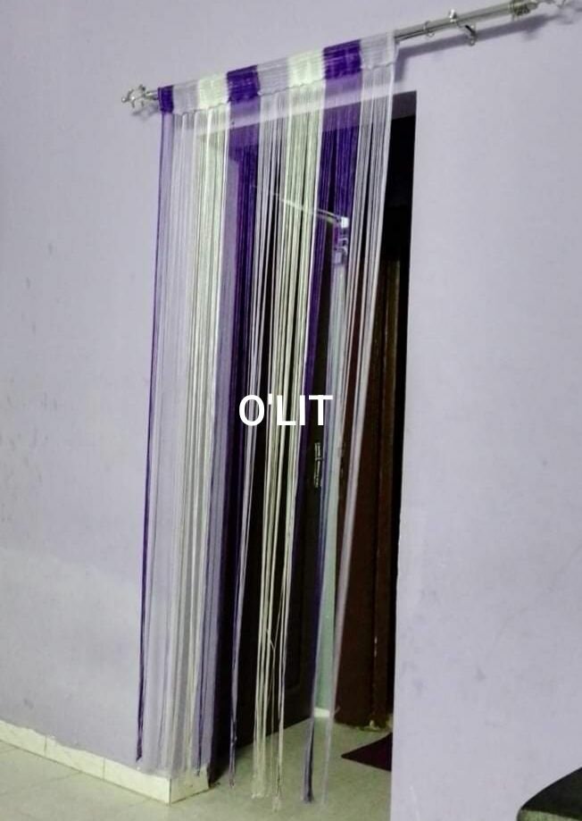 Rideau décoratif à ficelles