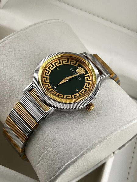 Montre élégante homme or