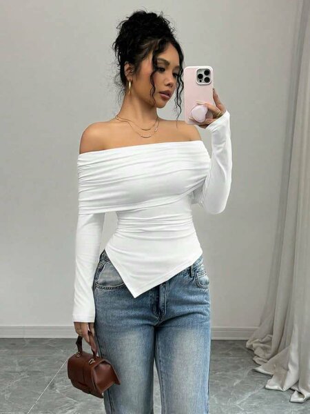 Haut élégant à manches longues