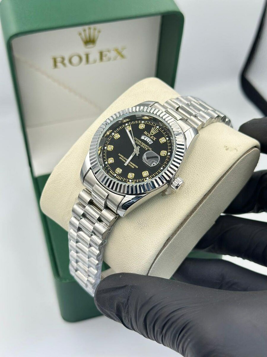 Montre de luxe ROLEX en acier