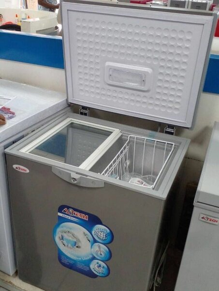 Congélateur coffre compact