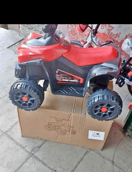 Quad électrique enfant robuste