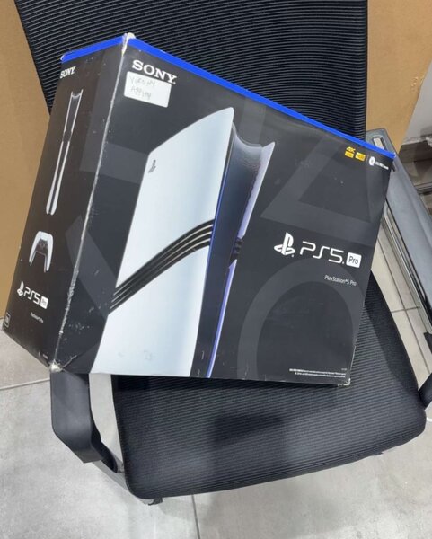 Brand new Ps5 Pro 2Tb