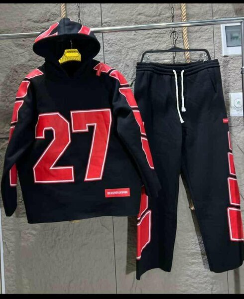 Ensemble jogging graphique