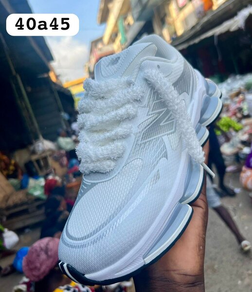 Baskets blanches unisexes