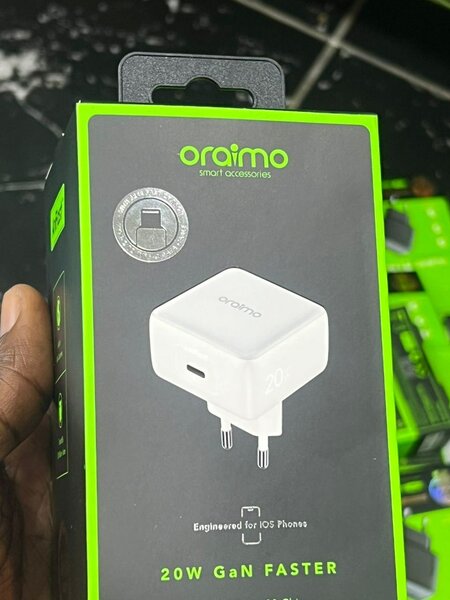 Chargeur 20W Oraimo GaN