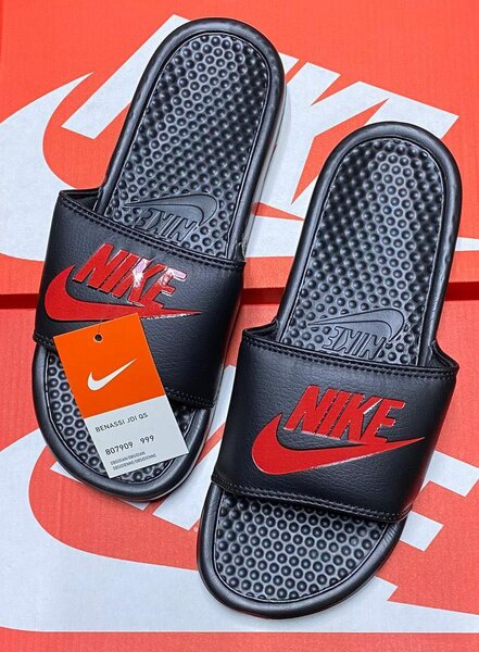 Nike slides