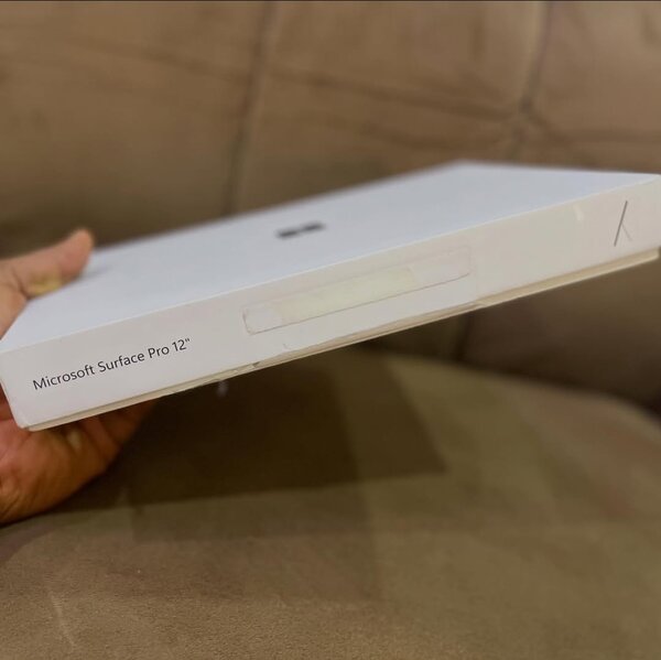 Microsoft Surface Pro 12"