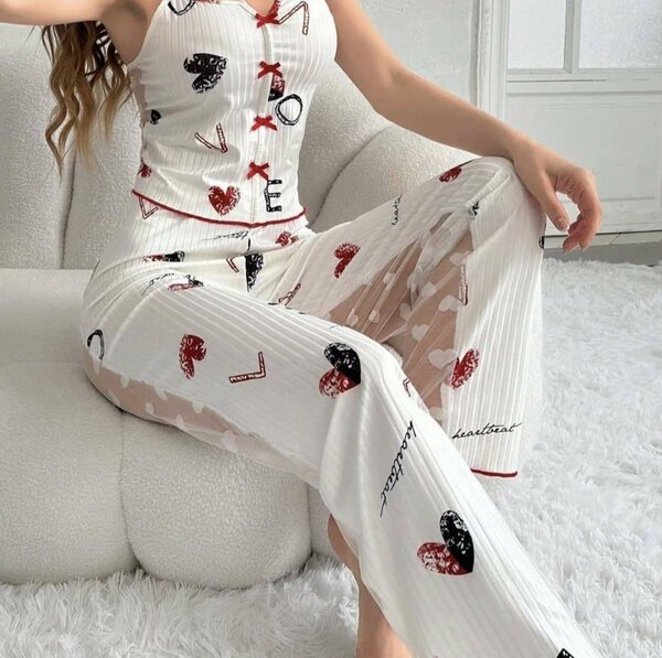 Pyjama Femme Motifs Coeurs