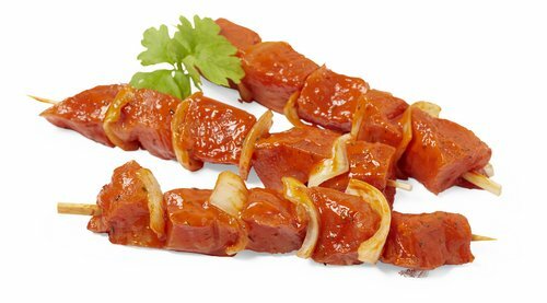 Brochettes de porc marinées