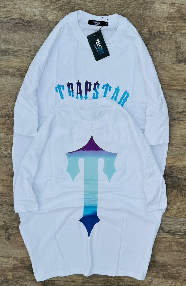 T-shirts Trapstar Unisex