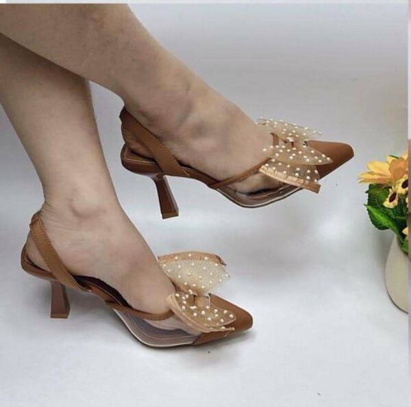 Sandales à talons perlées femme