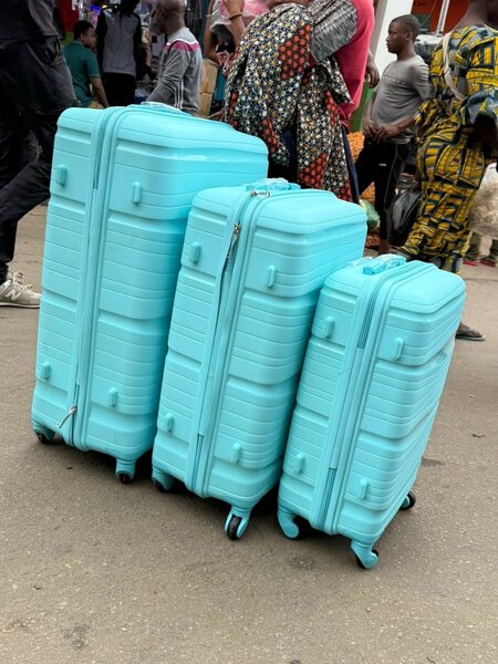 Valises à roulettes turquoises
