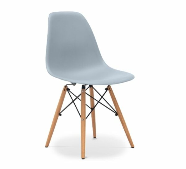 Chaise design en plastique