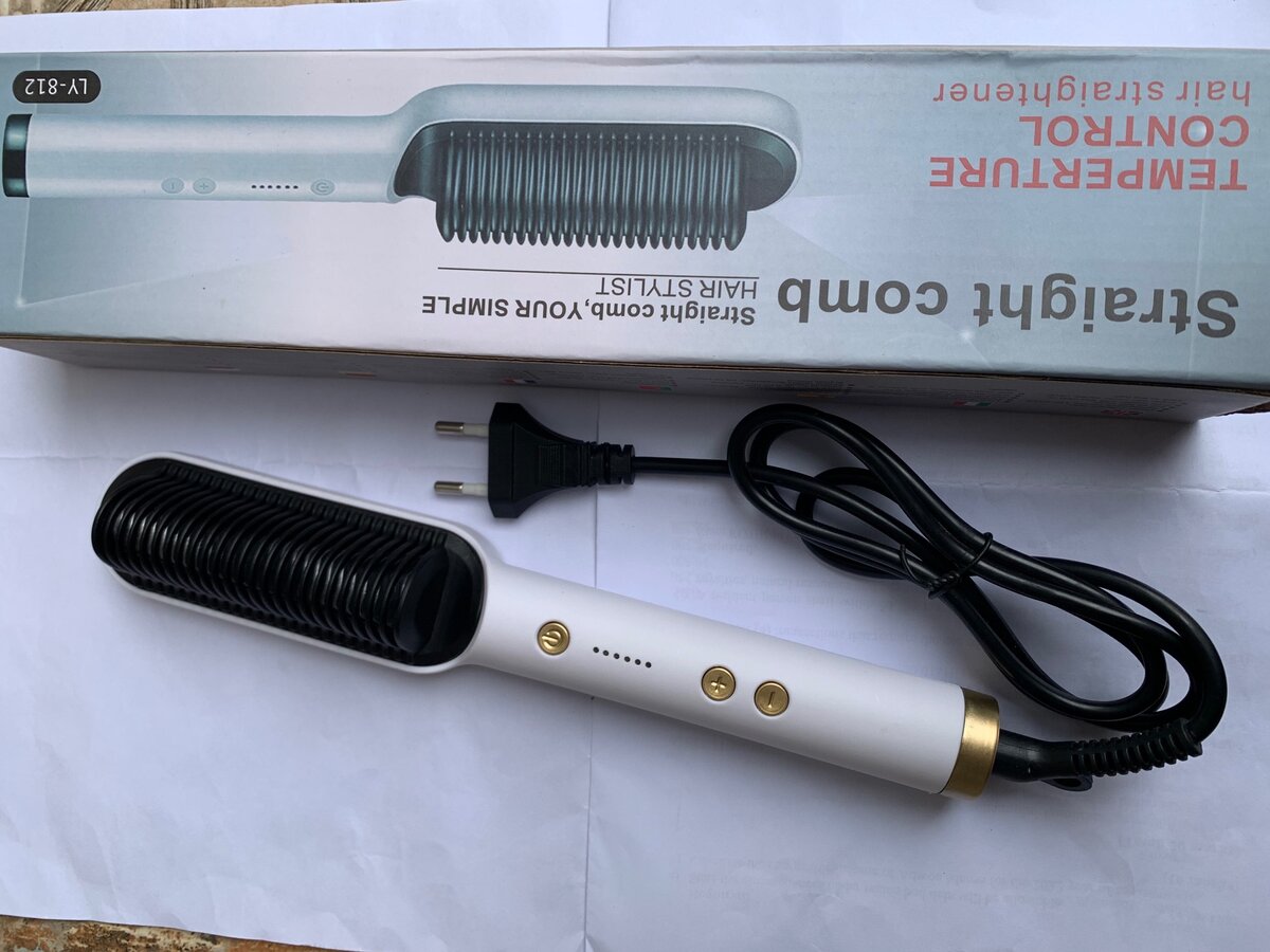 Straight comb/ straightener