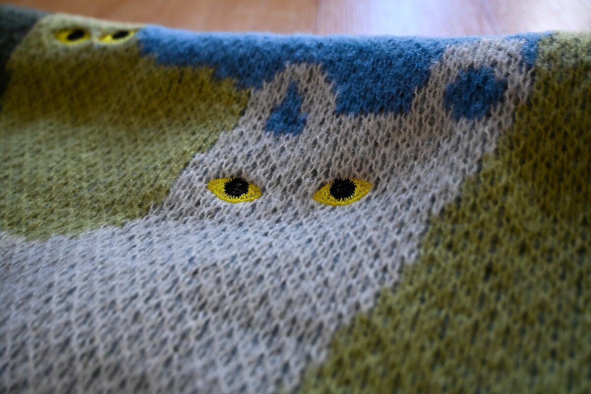 Свитер с котиками Oversize