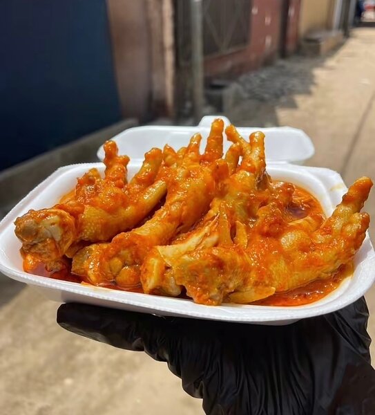 Pattes de Poulet Épicées