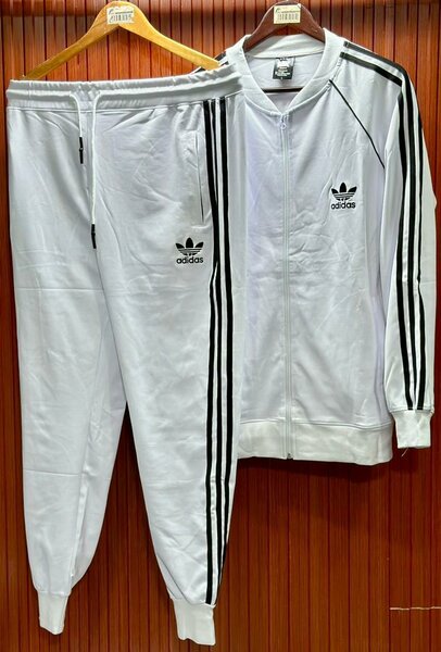 Ensemble de survêtement Adidas