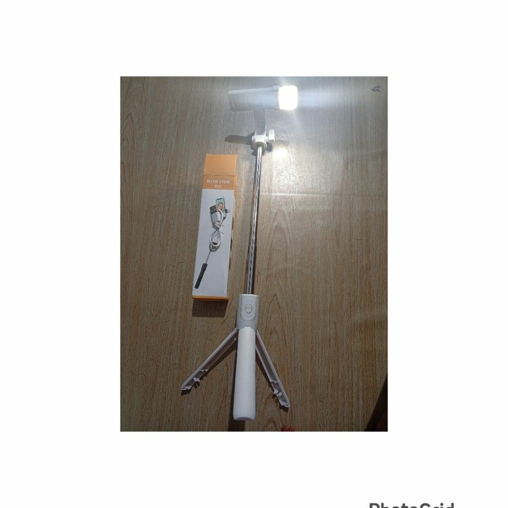 Trépied à Selfie avec Lumière